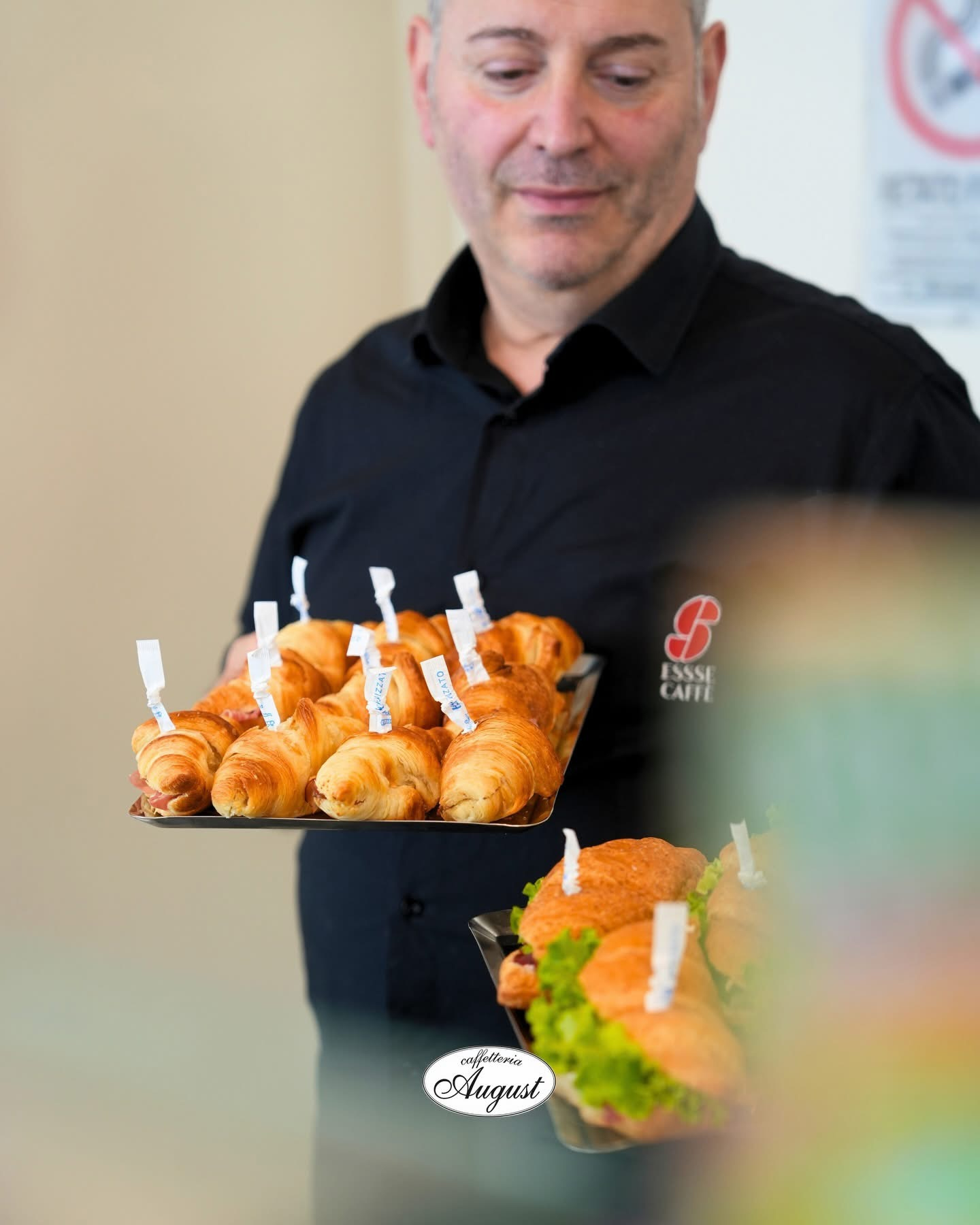Vassoio di salatini e panini